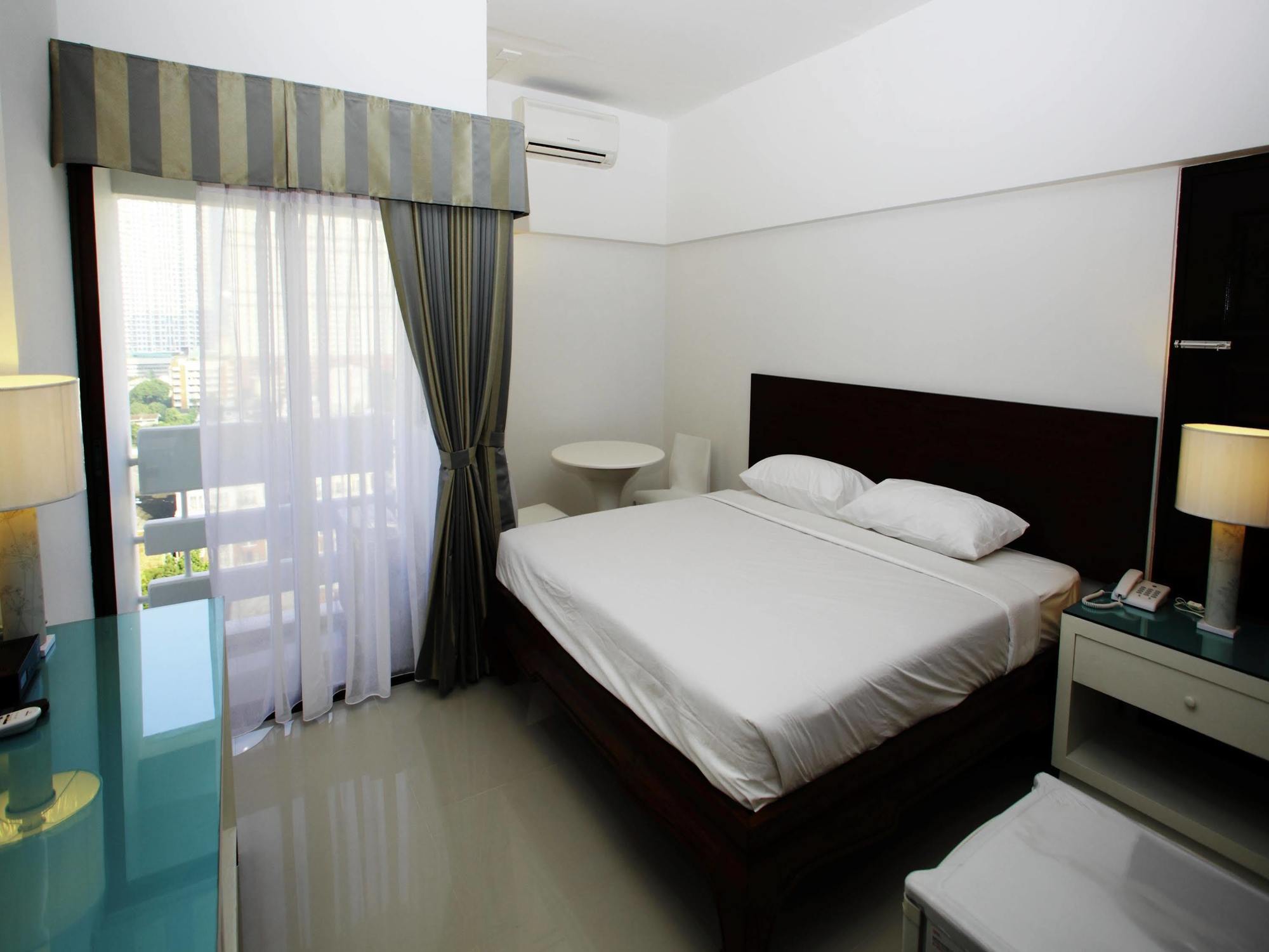 A-2 House Hostel Банкок Екстериор снимка